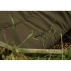 Avid Carp Bedchair Revolve System * Bivouac