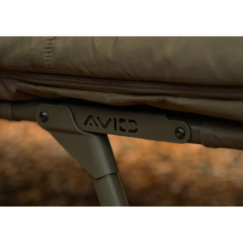 Avid Carp Bedchair Revolve System * Bivouac