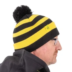 Black Cat Bonnet Bobble Hat - Noir/Jaune * Bonnets, Tours De Cou & Gants
