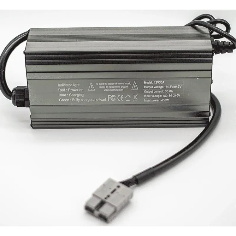 Voltacase Chargeur Lithium Lifepo4 14.6V 3A Pour Valise 15Ah/21Ah/28Ah * Batteries & Chargeurs