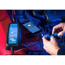 Victron Energy Chargeur Blue Smart Ip65 Charger 12/15 + Dc Connector * Batteries & Chargeurs