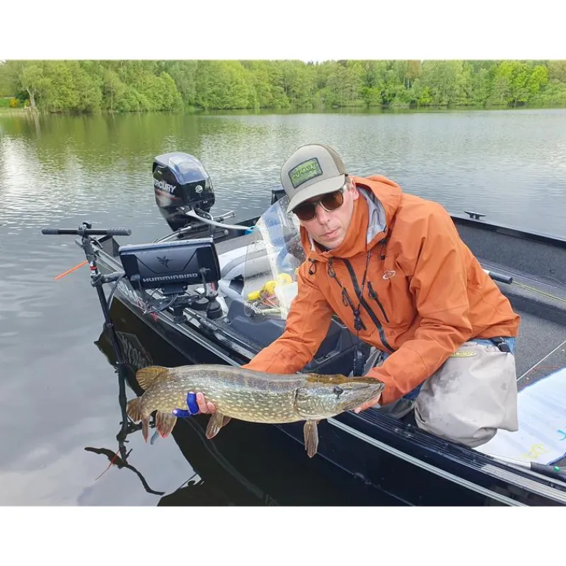 Pecheur.com Guide Mouche Carnassiers Auvergne Mickael Miclet * Guide De Pêche Mer|Guide De Pêche