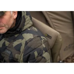Level Chair Avid Carp Revolve Armchair