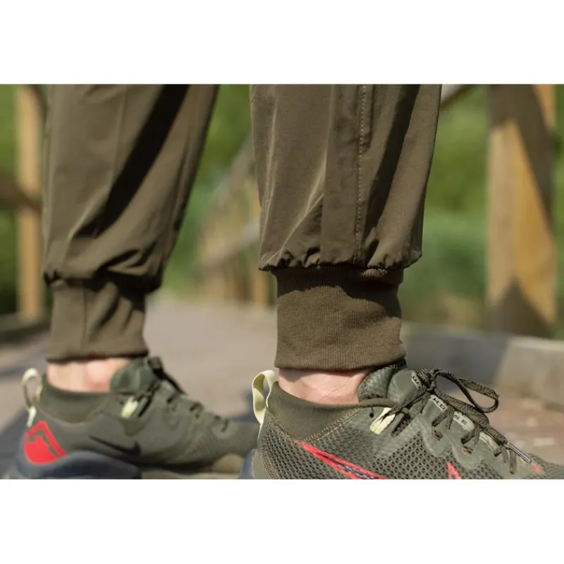 Korda Pantalon Homme Ultralite Joggers - Olive * Pantalons, Salopettes & Shorts