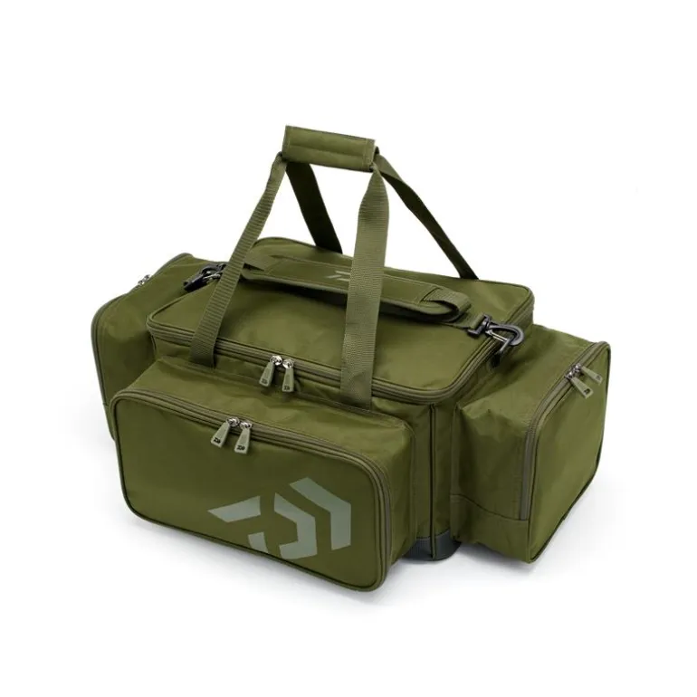 Sac Daiwa Fourre Tout Black Widow Carryall 2022