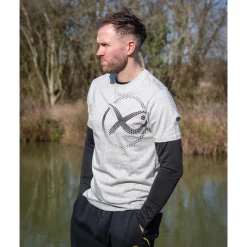 Fox Matrix Tee Shirt Manches Courtes Homme Large Mesh Logo T-Shirt - Gris * T-Shirts, Polos & Chemises